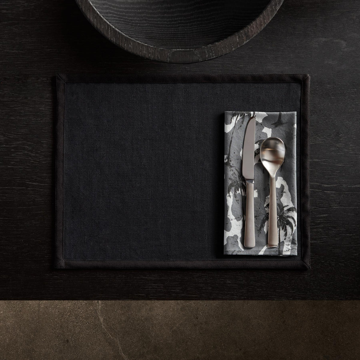Camo Palm Print Table Napkin - North | James Perse Los Angeles