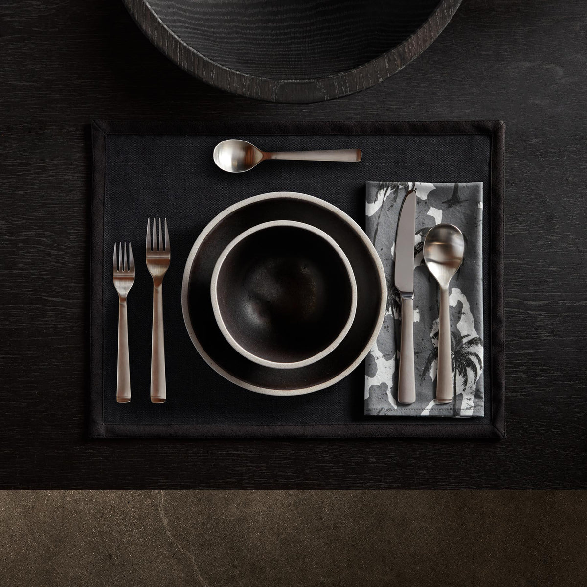 Camo Palm Print Table Napkin - North | James Perse Los Angeles
