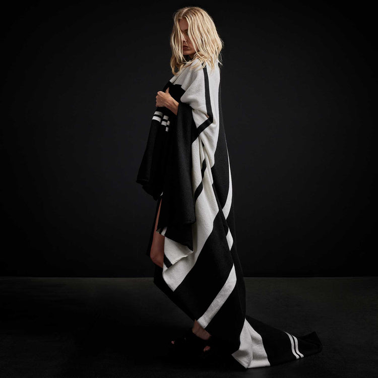Cashmere Stripe Knit Blanket - Black/White | James Perse Los Angeles