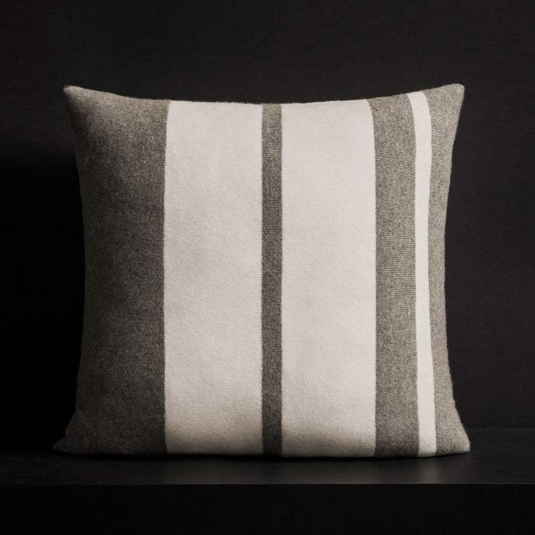 Cashmere Stripe Sham - Taupe Melange/White | James Perse Los Angeles