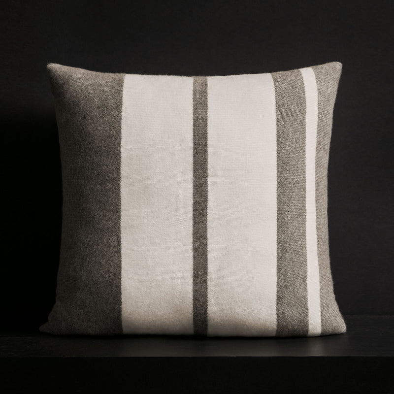 Cashmere Stripe Sham - Taupe Melange/White | James Perse Los Angeles