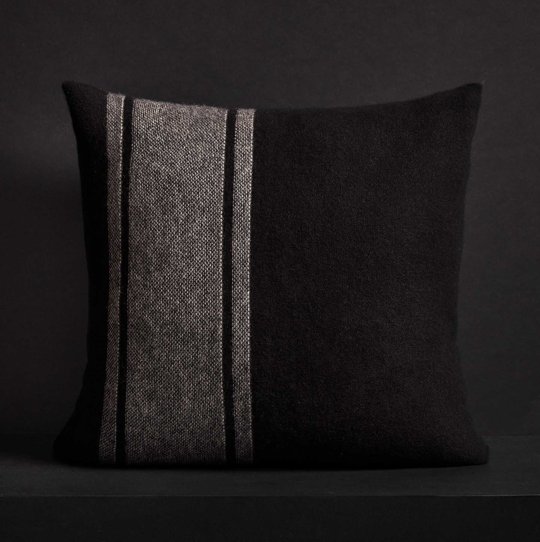 Baja Stripe Sham - Black/Heather Grey | James Perse Los Angeles