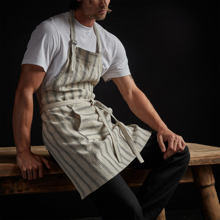 Stripe Full Apron W/ Pocket in Natural Stripe | James Perse Los Angeles