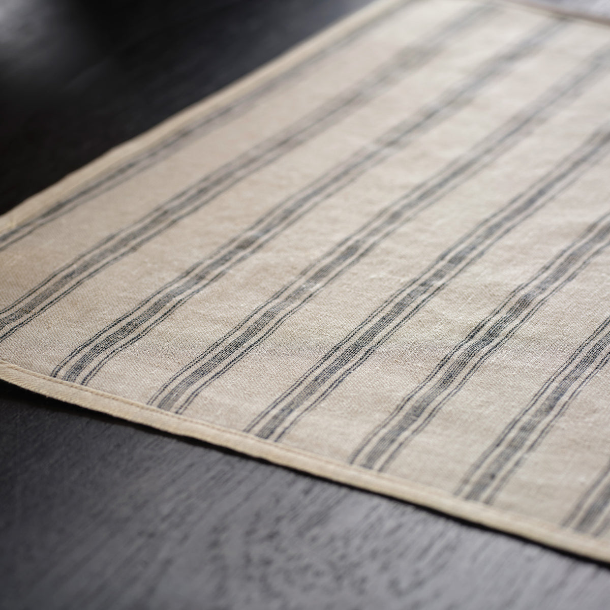 Stripe Placemat in Natural Stripe | James Perse Los Angeles