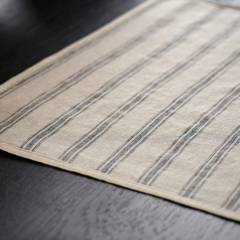 Stripe Placemat in Natural Stripe | James Perse Los Angeles