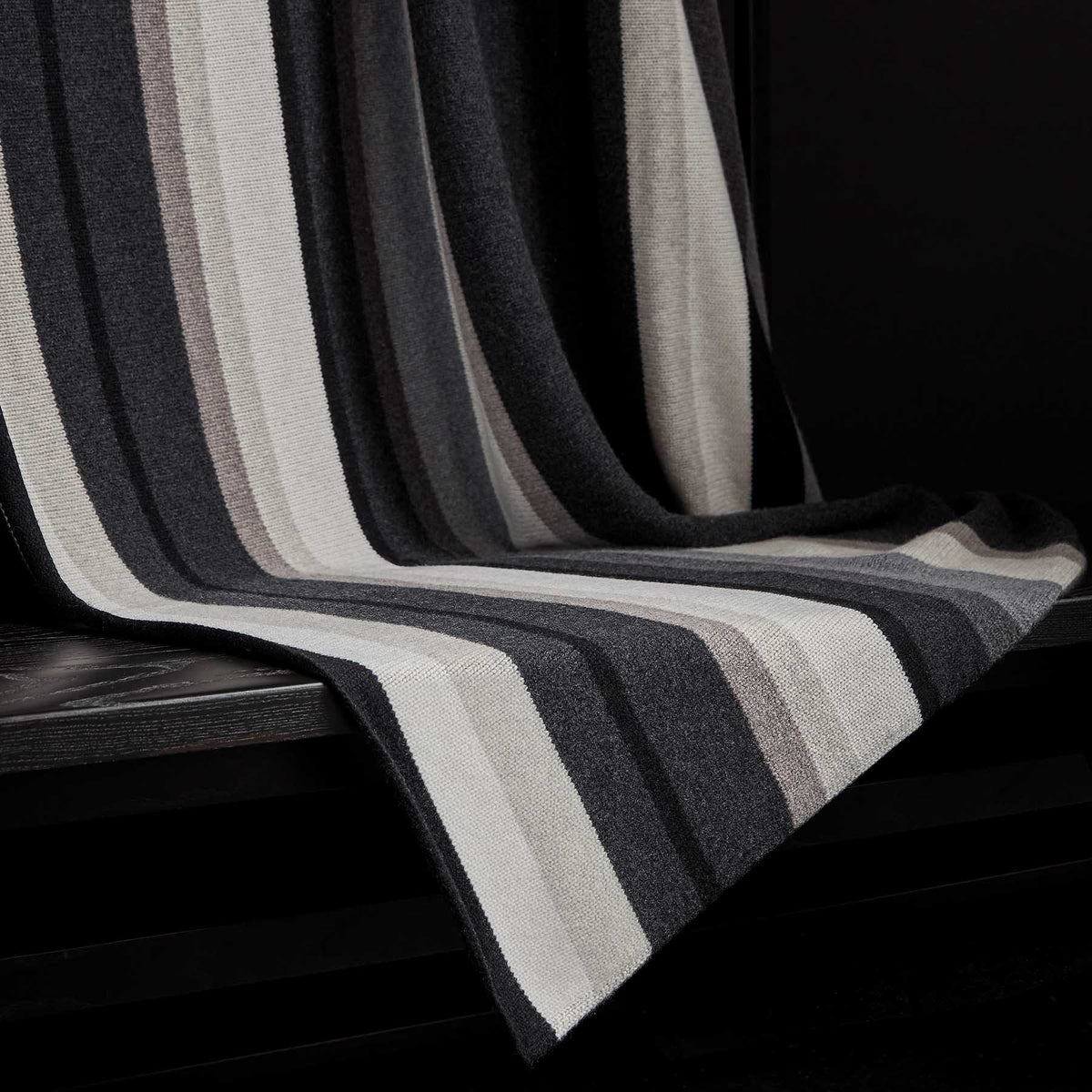 Baja Graded Striped Blanket In Charcoal Stripe | James Perse Los Angeles