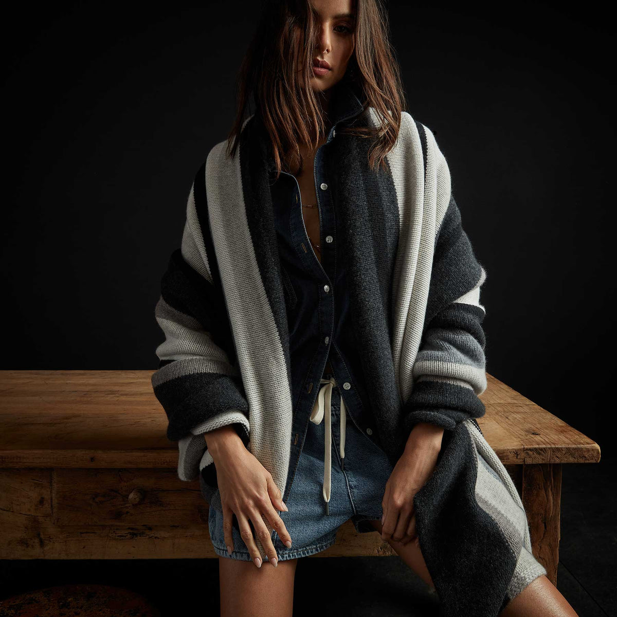 Baja Graded Striped Blanket In Charcoal Stripe | James Perse Los Angeles