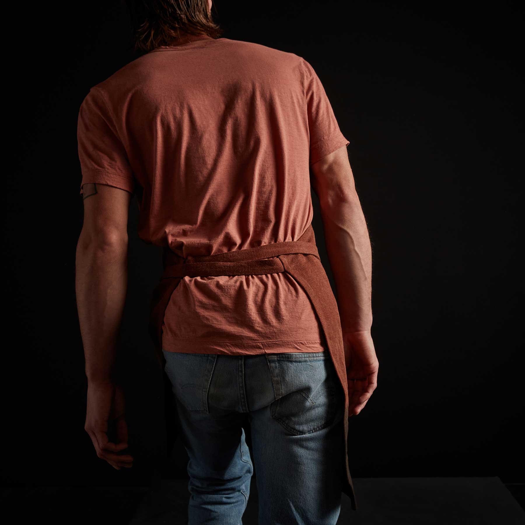 Dip Dye Full Chefs Apron in Dark Rust/ Black | James Perse Los Angeles
