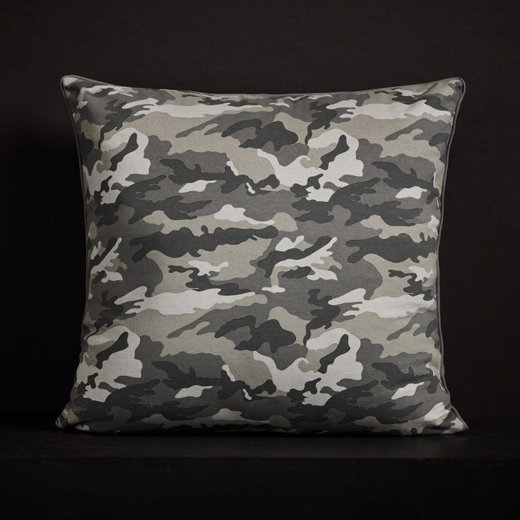 Camo Throw Pillow With Piping - Arctic Camo | James Perse Los Angeles
