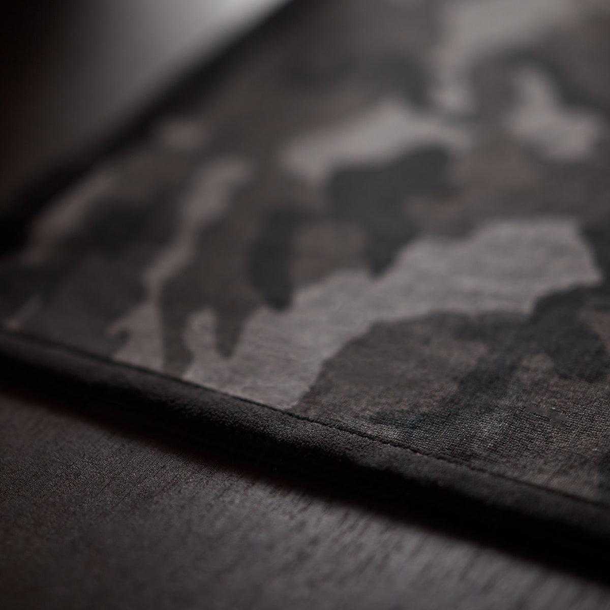 Camo Placemat w/ Suede Trim in Night Camo/Black | James Perse Los Angeles