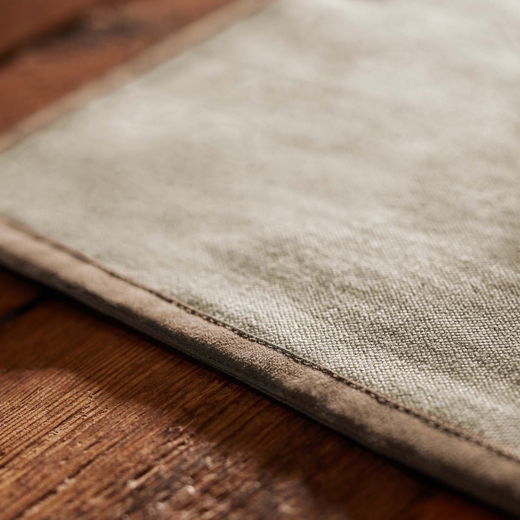 18" X 14" Placemat w/ Suede Trim - Souris | James Perse Los Angeles