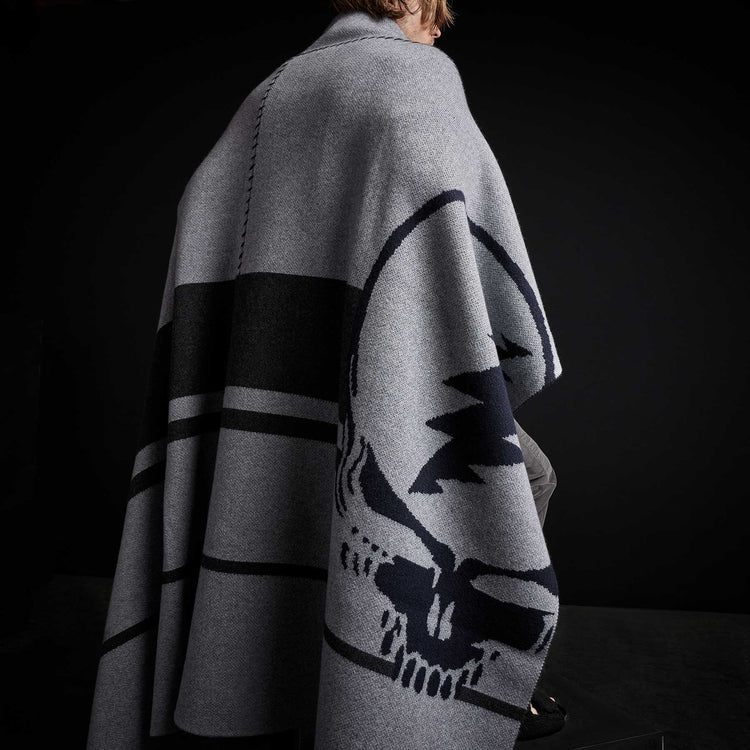 Grateful Dead Cashmere Blanket in Grey Smoke/Navy/Charcoal | James Perse Los Angeles
