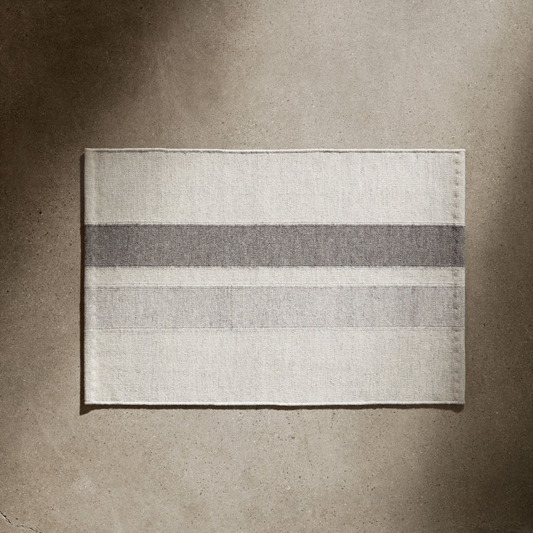 Striped Entry Mat 2Ft X 3Ft - Natural/Grey | James Perse Los Angeles
