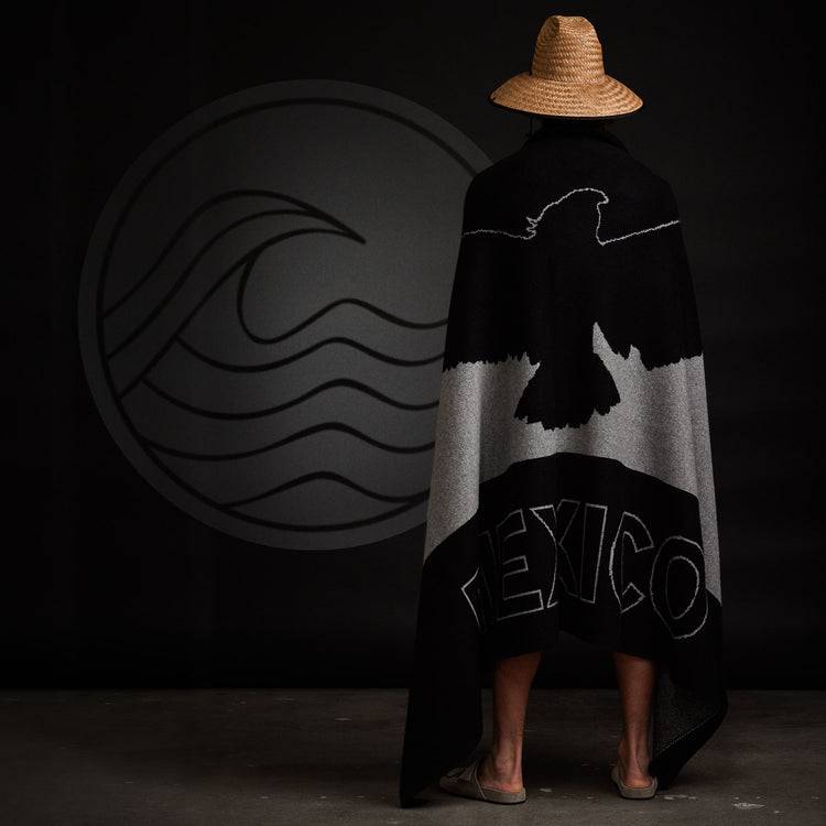 Baja Mexico Cashmere Blanket In Black/White | James Perse Los Angeles