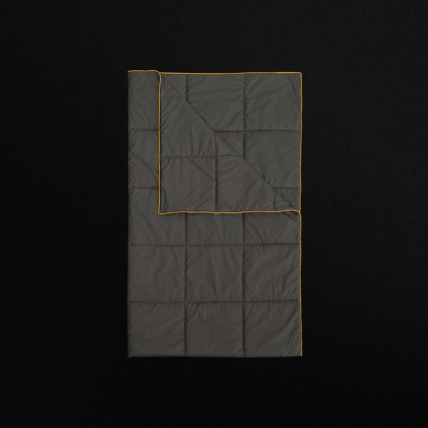 Y/OSEMITE Quilted Blanket in Magma/Tangerine | James Perse Los Angeles