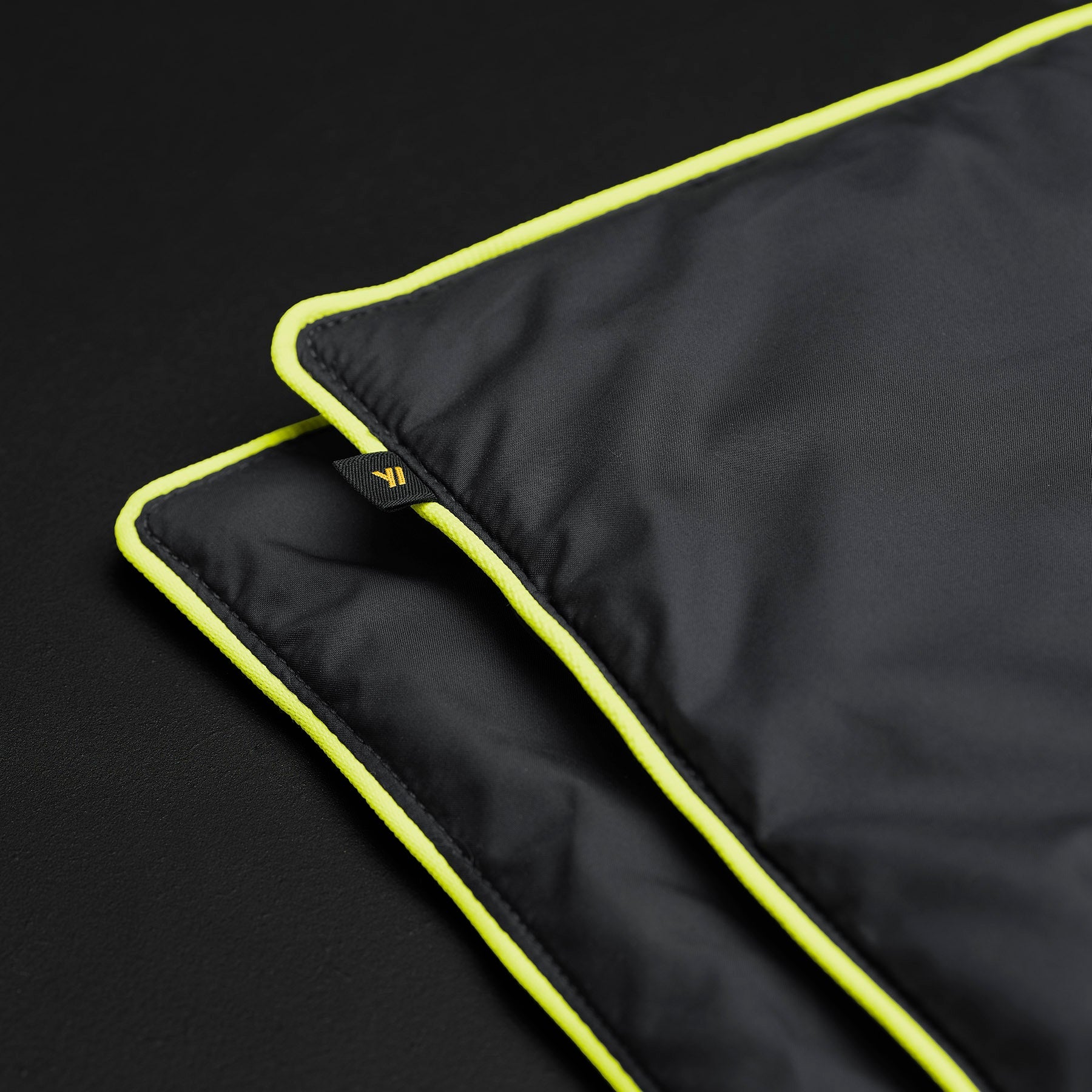 Y/OSEMITE Quilted Blanket in Navy/Neon | James Perse Los Angeles