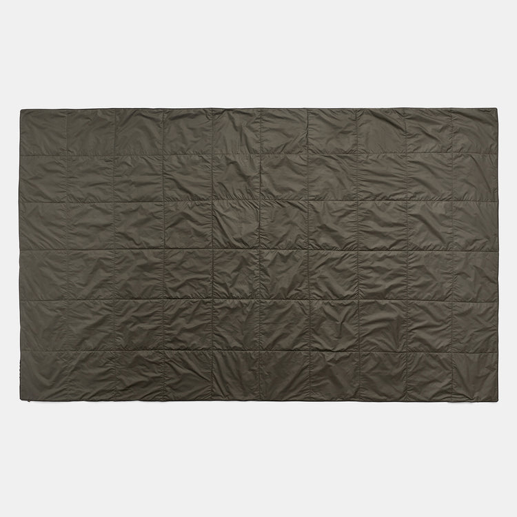 Y/OSEMITE Quilted Blanket In Olive/Black | James Perse Los Angeles