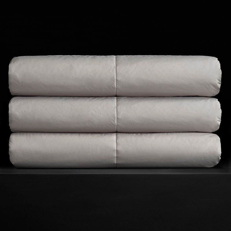 Y/OSEMITE Quilted Blanket in Putty/White | James Perse Los Angeles