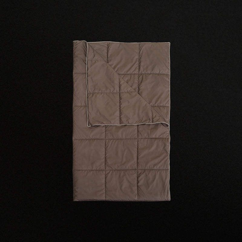 Y/OSEMITE Quilted Blanket in Tent/Beige | James Perse Los Angeles