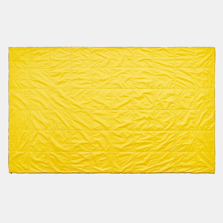 Y/OSEMITE Quilted Blanket In Yellow/Carbon | James Perse Los Angeles