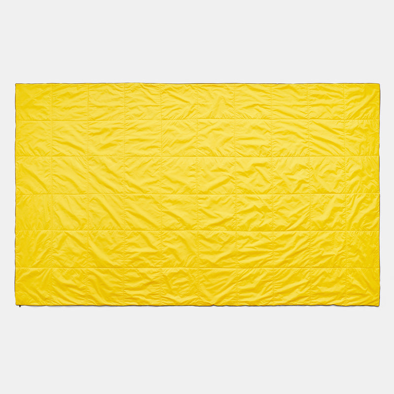 Y/OSEMITE Quilted Blanket In Yellow/Carbon | James Perse Los Angeles