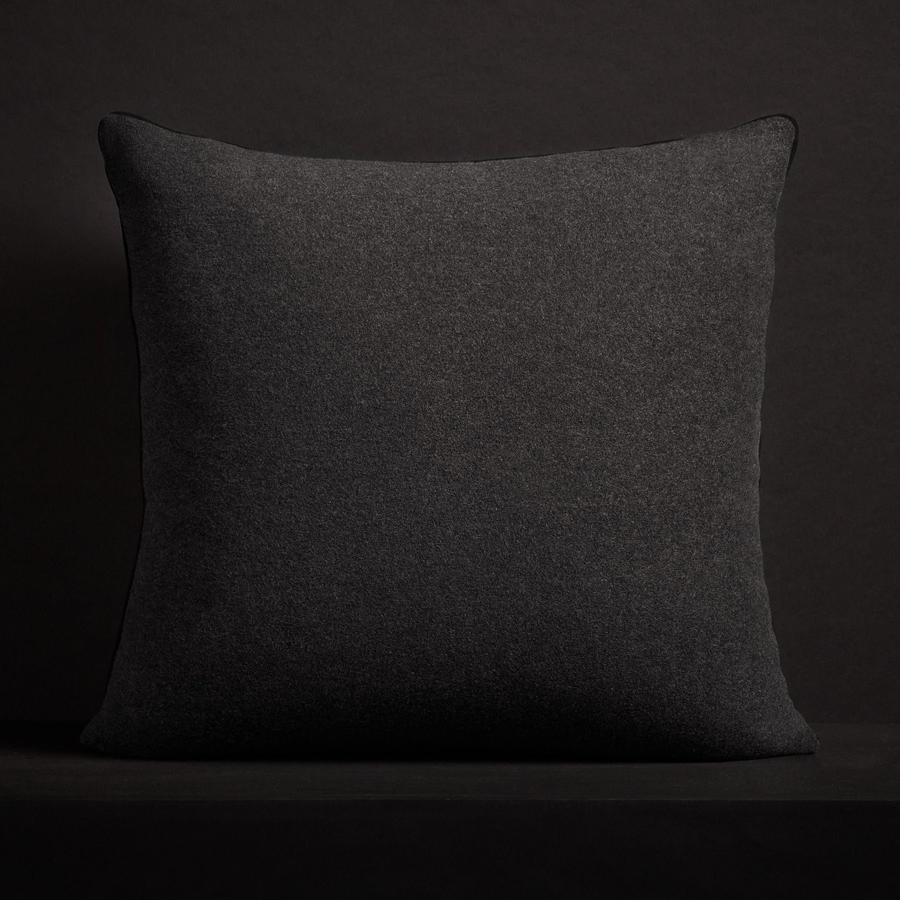 Plaid Throw Pillow With Piping - Black/Ivory Plaid | James Perse Los Angeles
