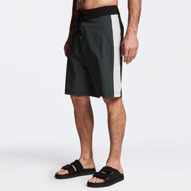 Y/OSEMITE Tri Color Boardshort - Bamboo/Black/Shell | James Perse Los Angeles