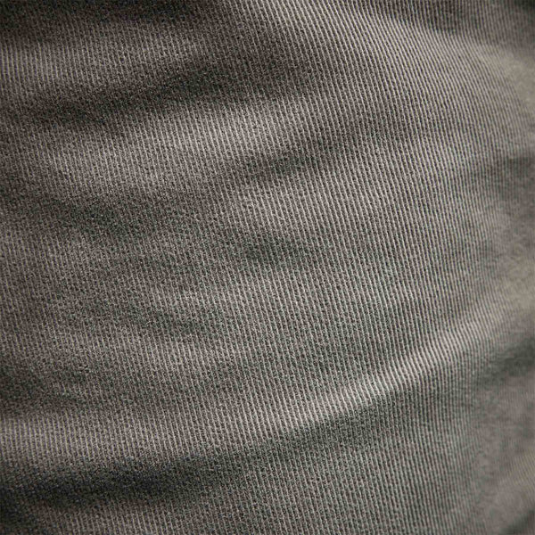 Cotton Twill Work Trouser in Concrete Pigment | James Perse Los Angeles