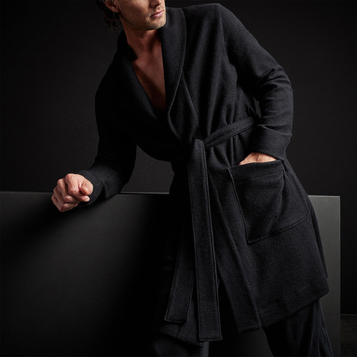 Brushed Thermal Knit Hooded Robe in Black | James Perse Los Angeles