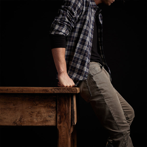 Ranch Cotton Jean in Ammo Pigment | James Perse Los Angeles 