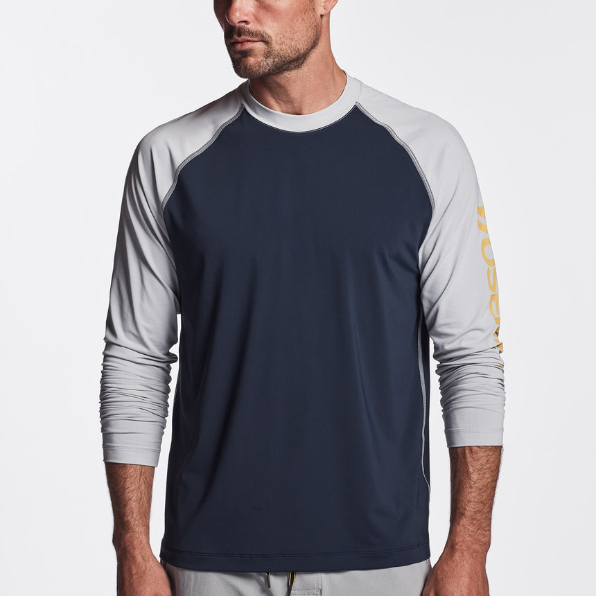 Y/OSEMITE Graphic Performance Knit Raglan In Deep/Steel | James Perse Los Angeles