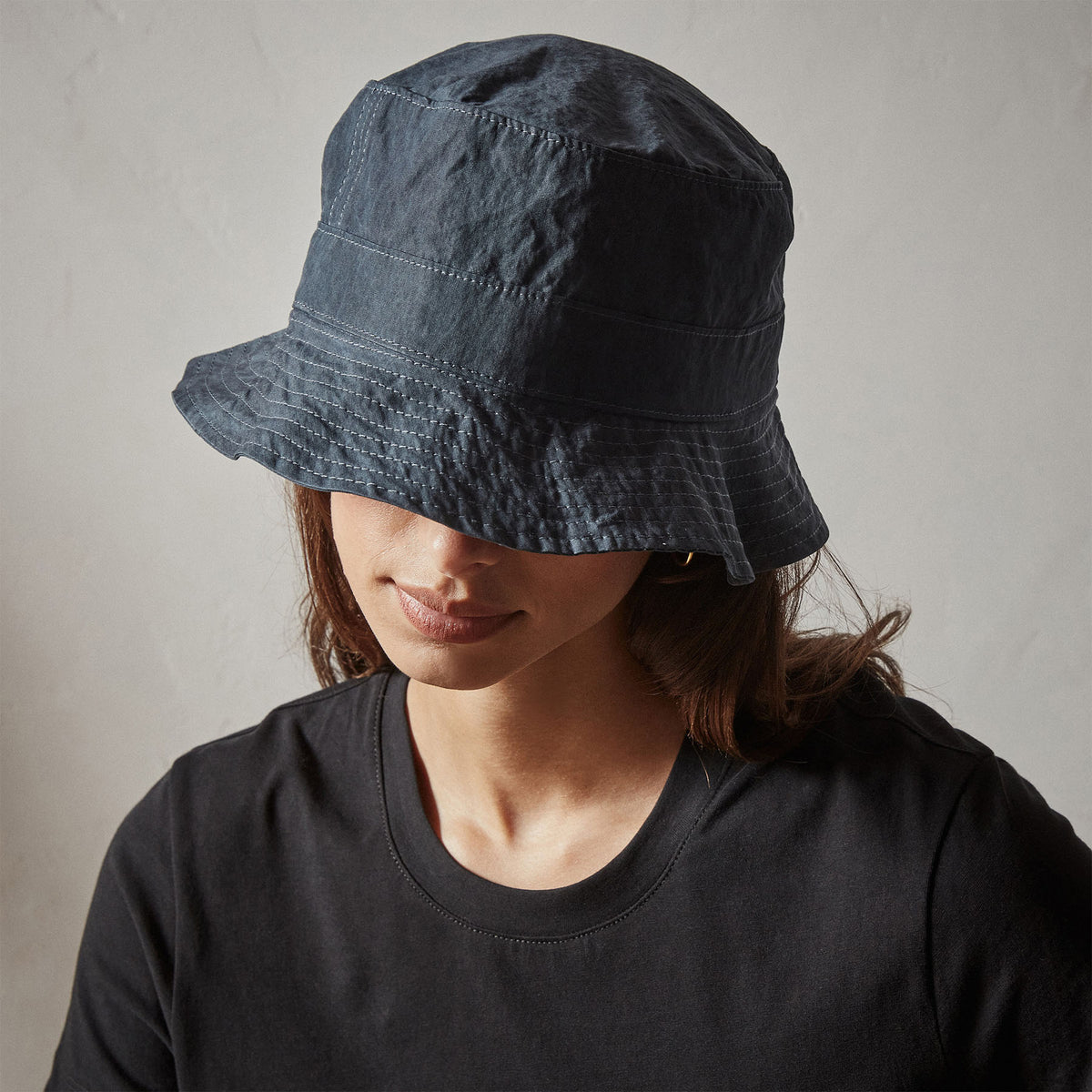 Pgment Dyed Bucket Hat-Khak W12S43E | S'habller, Vêtements Stylés, Mode Femme - Foto 6