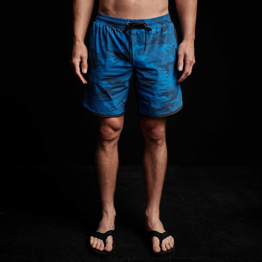 Camo Curve Hem Hybrid Trunk in Pacific Camo/Oxide | James Perse Los Angeles