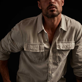 Cotton Utility Shirt In Concrete Dust Pigment | James Perse Los Angeles
