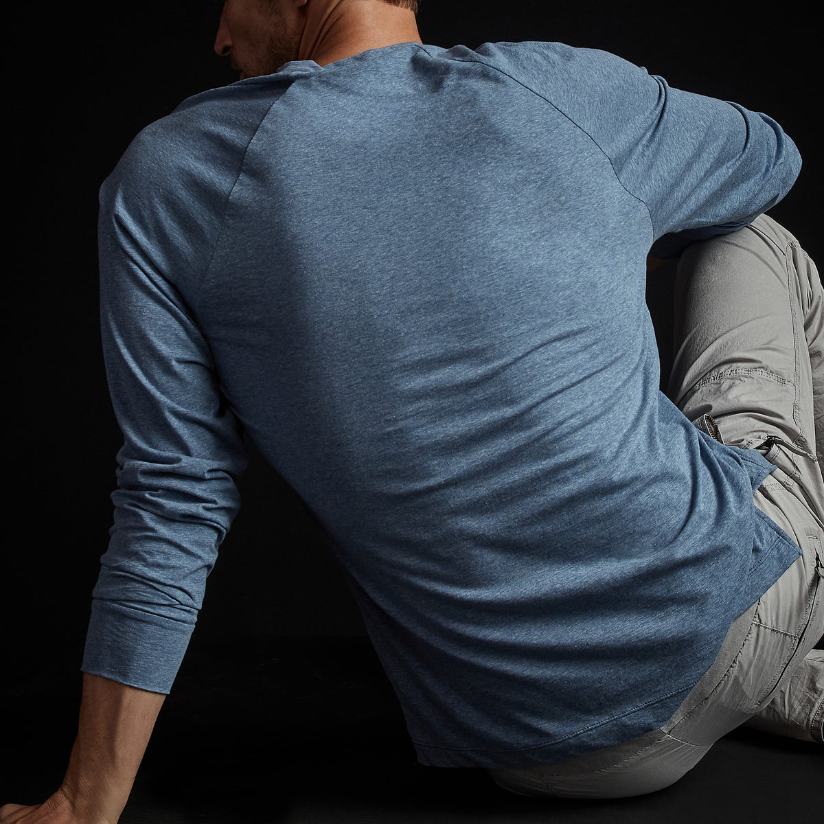 High Twist Recycled Jersey Raglan in Heather Blue | James Perse Los Angeles