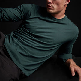 Shirttail Hem Crew in Laurel | James Perse Los Angeles