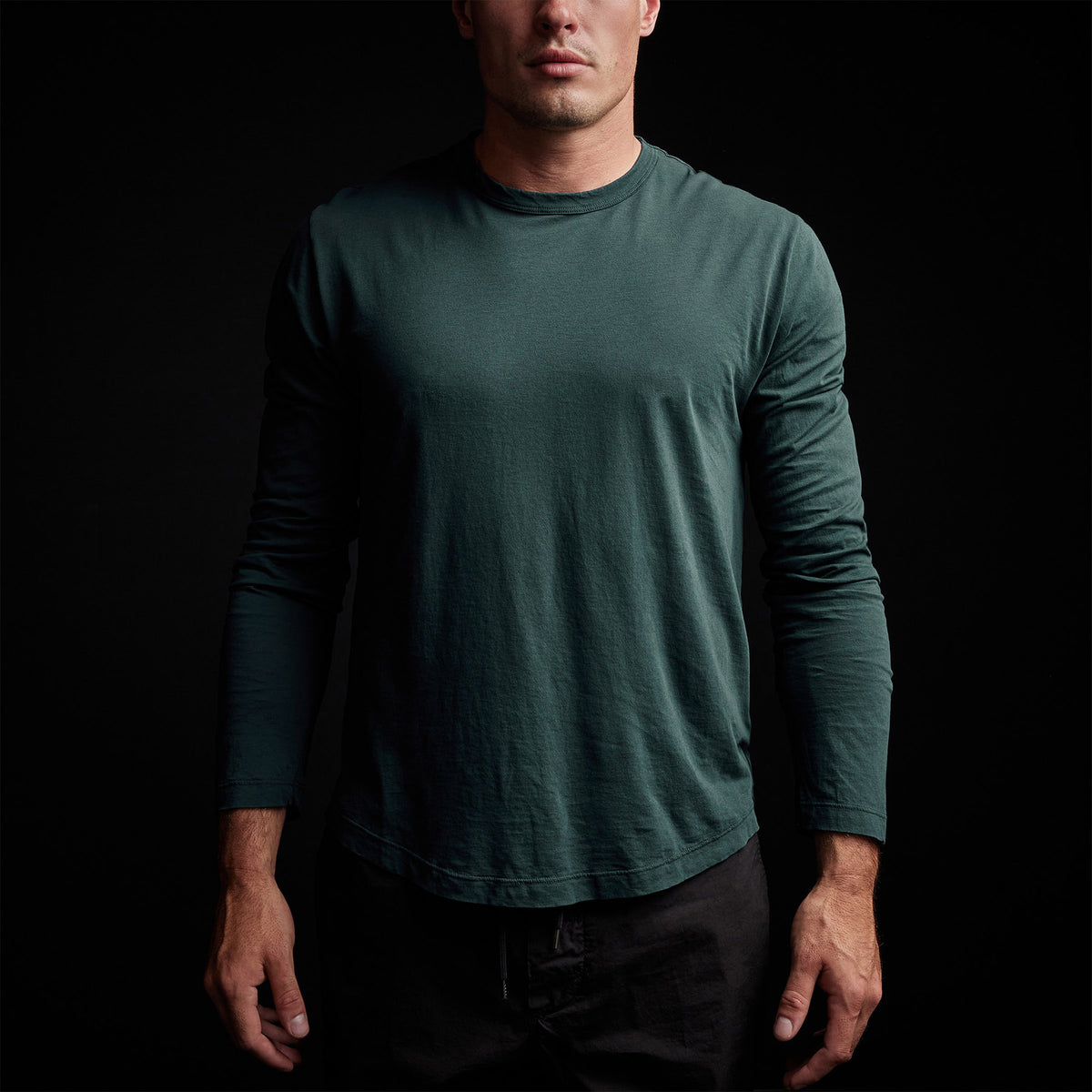 Shirttail Hem Crew in Laurel | James Perse Los Angeles