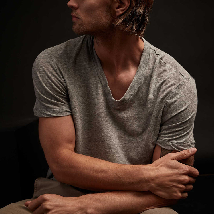 Clear Jersey V Neck in Heather Grey | James Perse Los Angeles