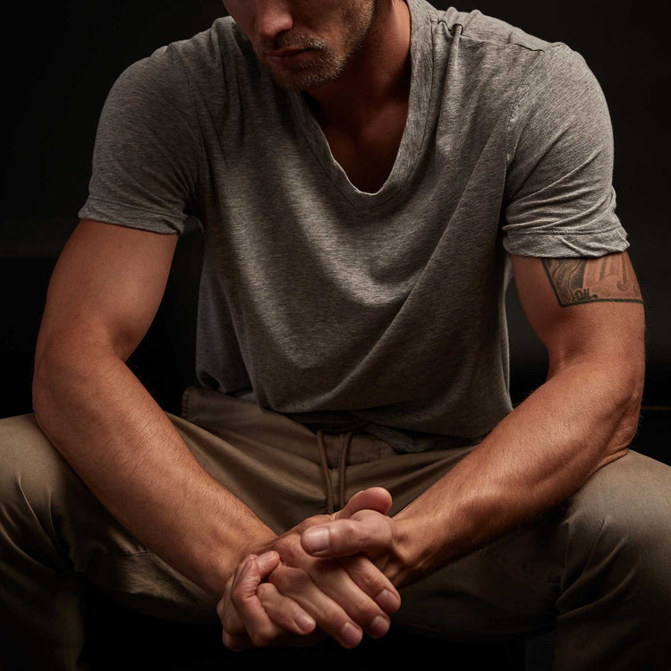 Clear Jersey V Neck In Heather Grey | James Perse Los Angeles