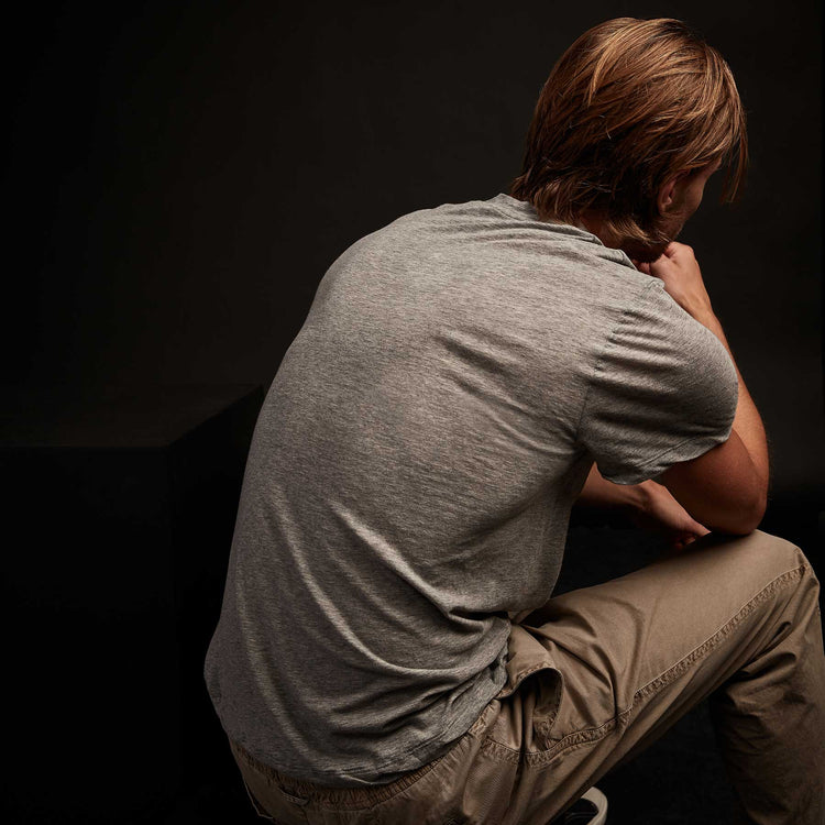 Clear Jersey V Neck In Heather Grey | James Perse Los Angeles