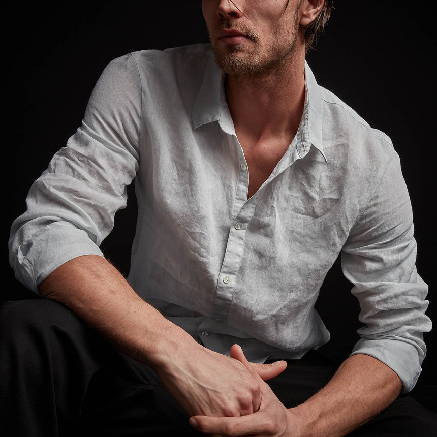 Classic Linen Shirt in Blue Ice Pigment | James Perse Los Angeles