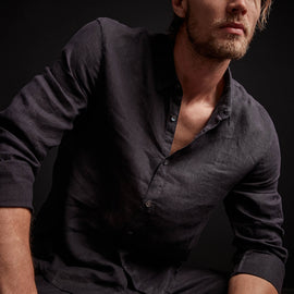 Classic Linen Shirt in French Navy Pigment | James Perse Los Angeles