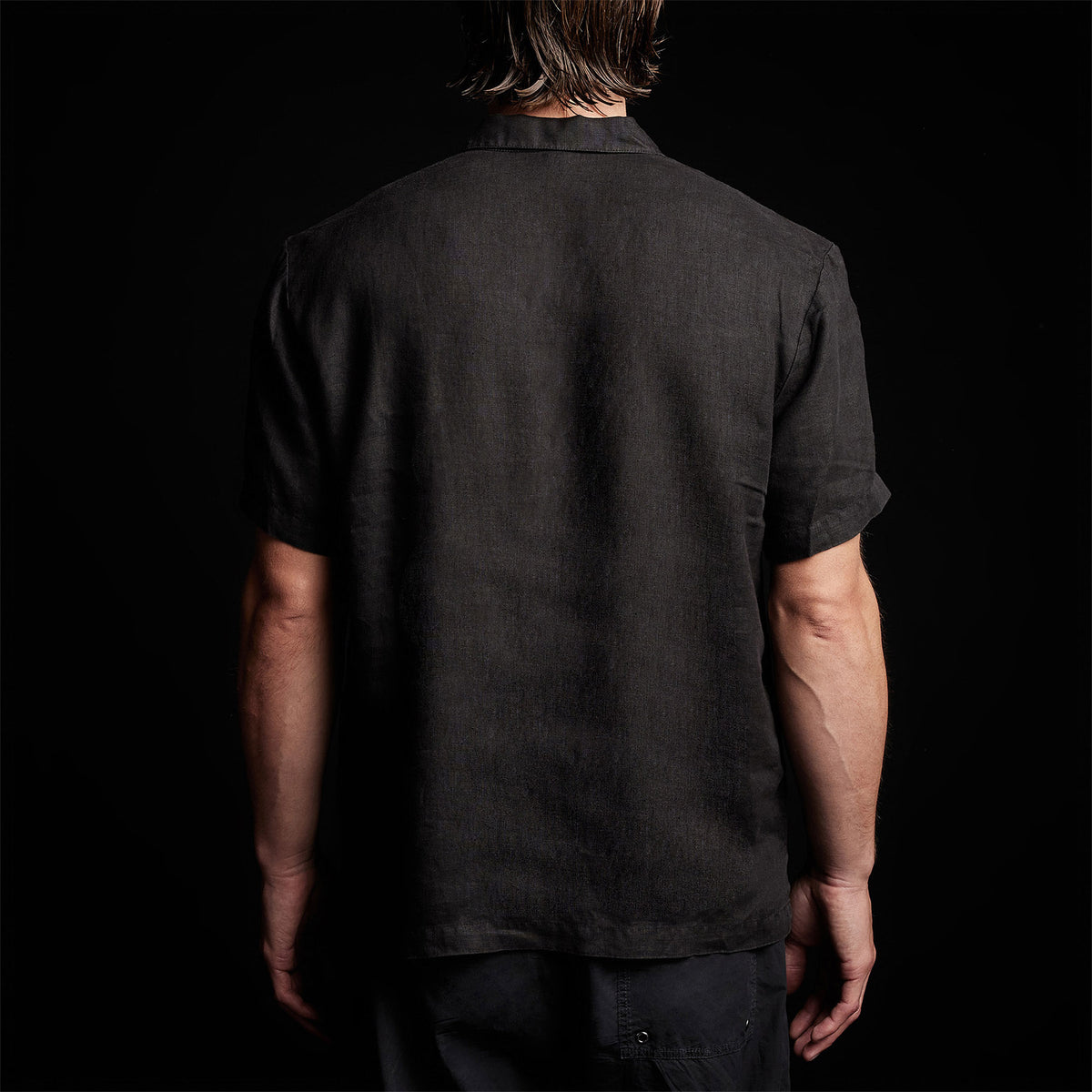 Lightweight Linen Pullover Polo in Black | James Perse Los Angeles
