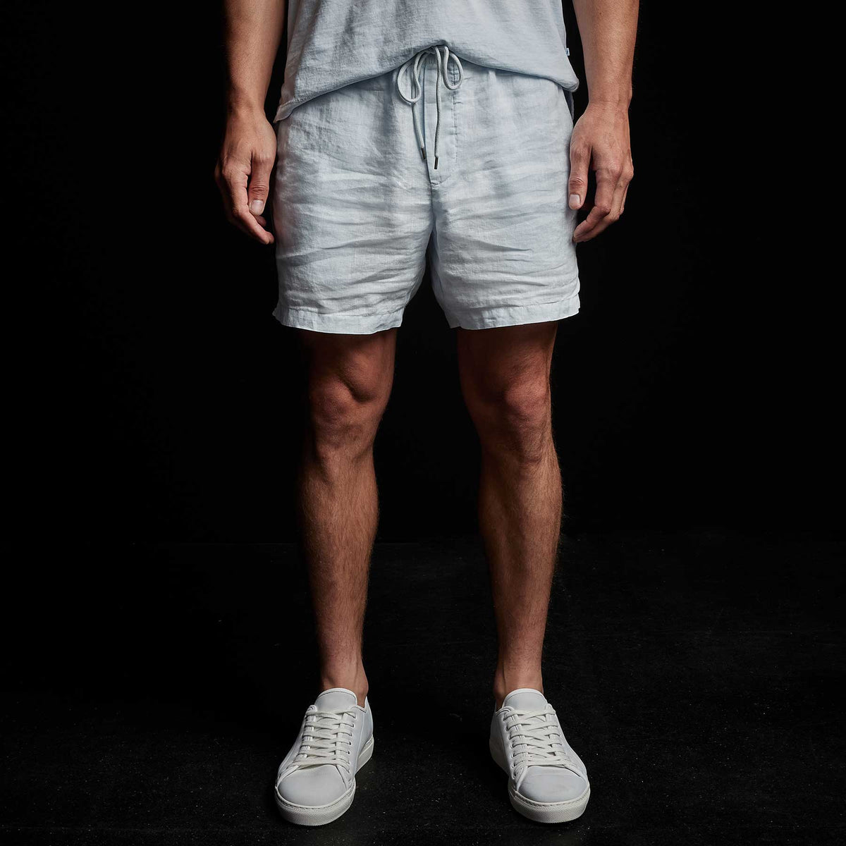 Lightweight Linen Short in Memory Pigment | James Perse Los Angeles