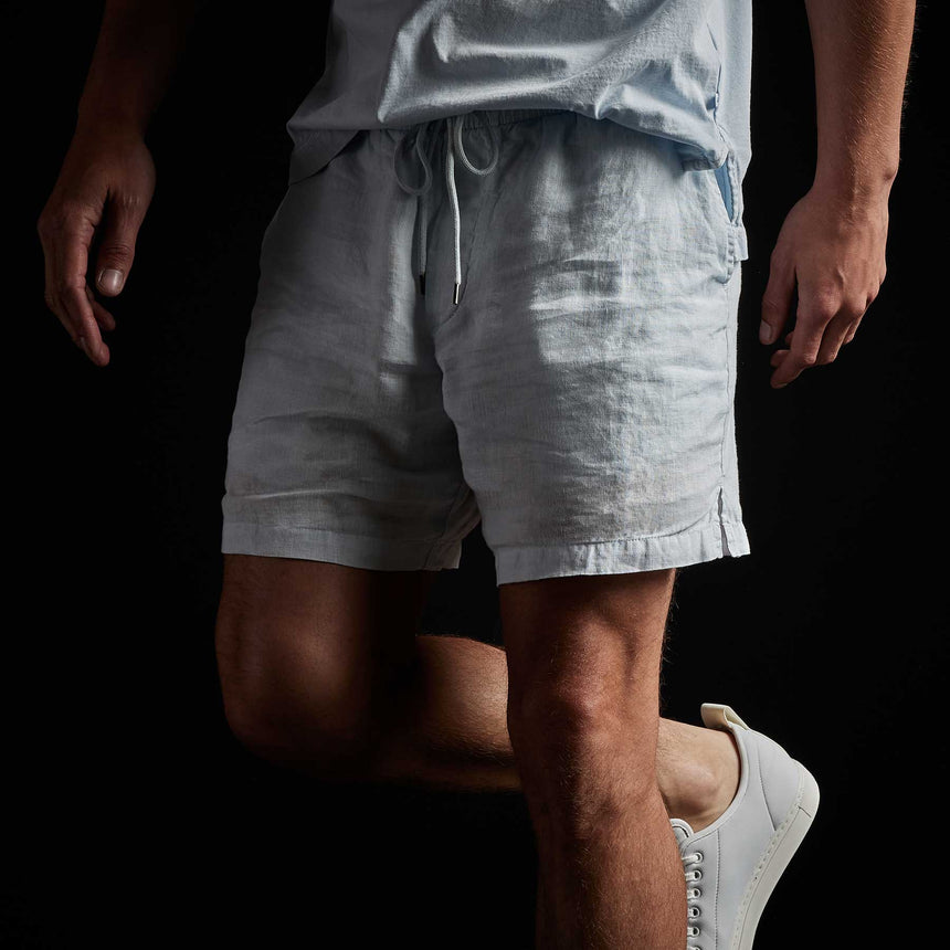 Lightweight Linen Short in Memory Pigment | James Perse Los Angeles