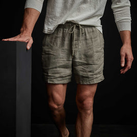Lightweight Linen Short - Marjoram Pigment | James Perse Los Angeles