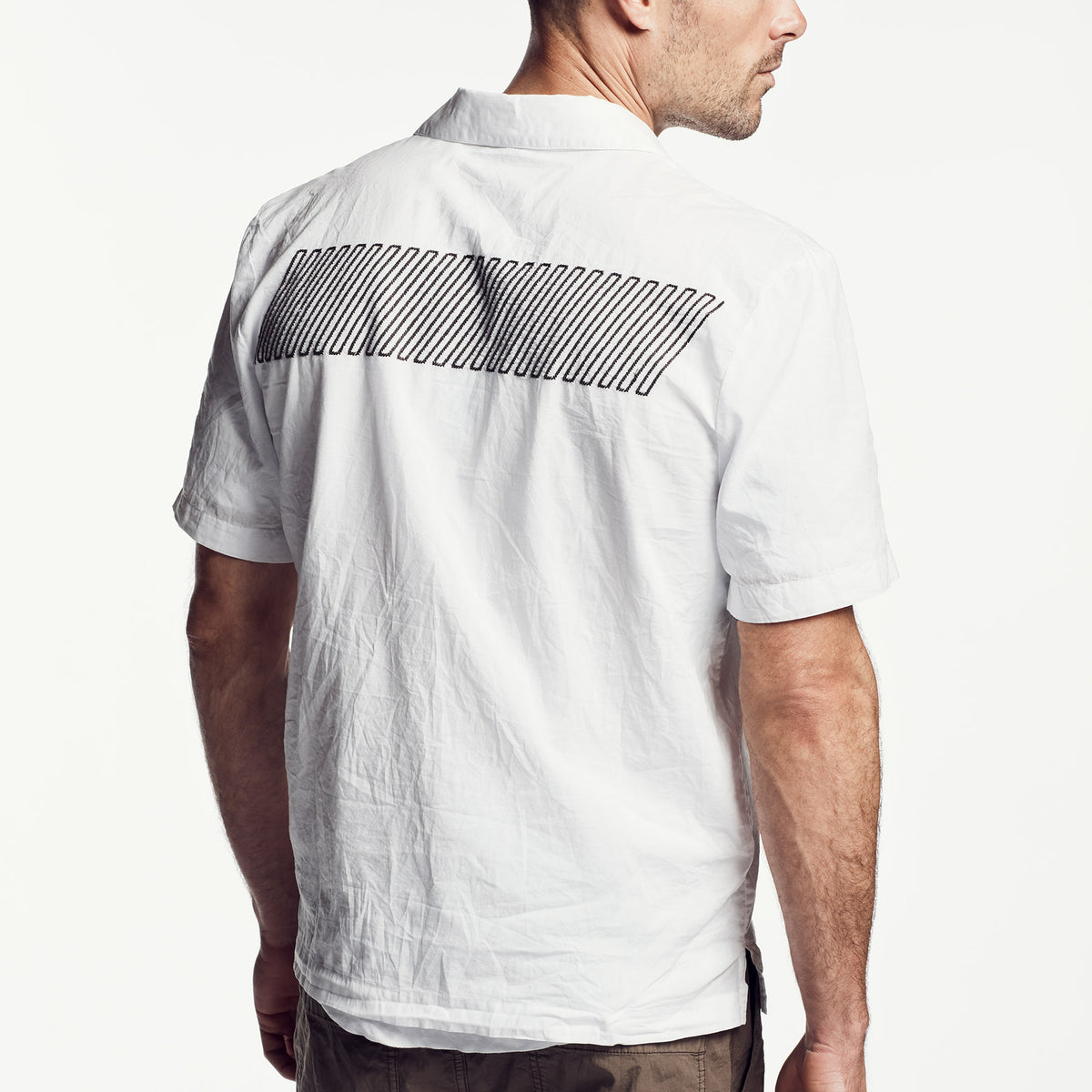 Voile Geometric Embroidered Shirt In White | James Perse Los Angeles