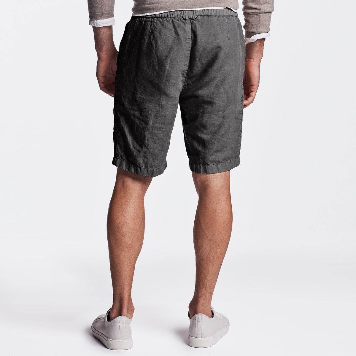 Cotton Linen Canvas Work Short - Carbon Pigment | James Perse Los Angeles
