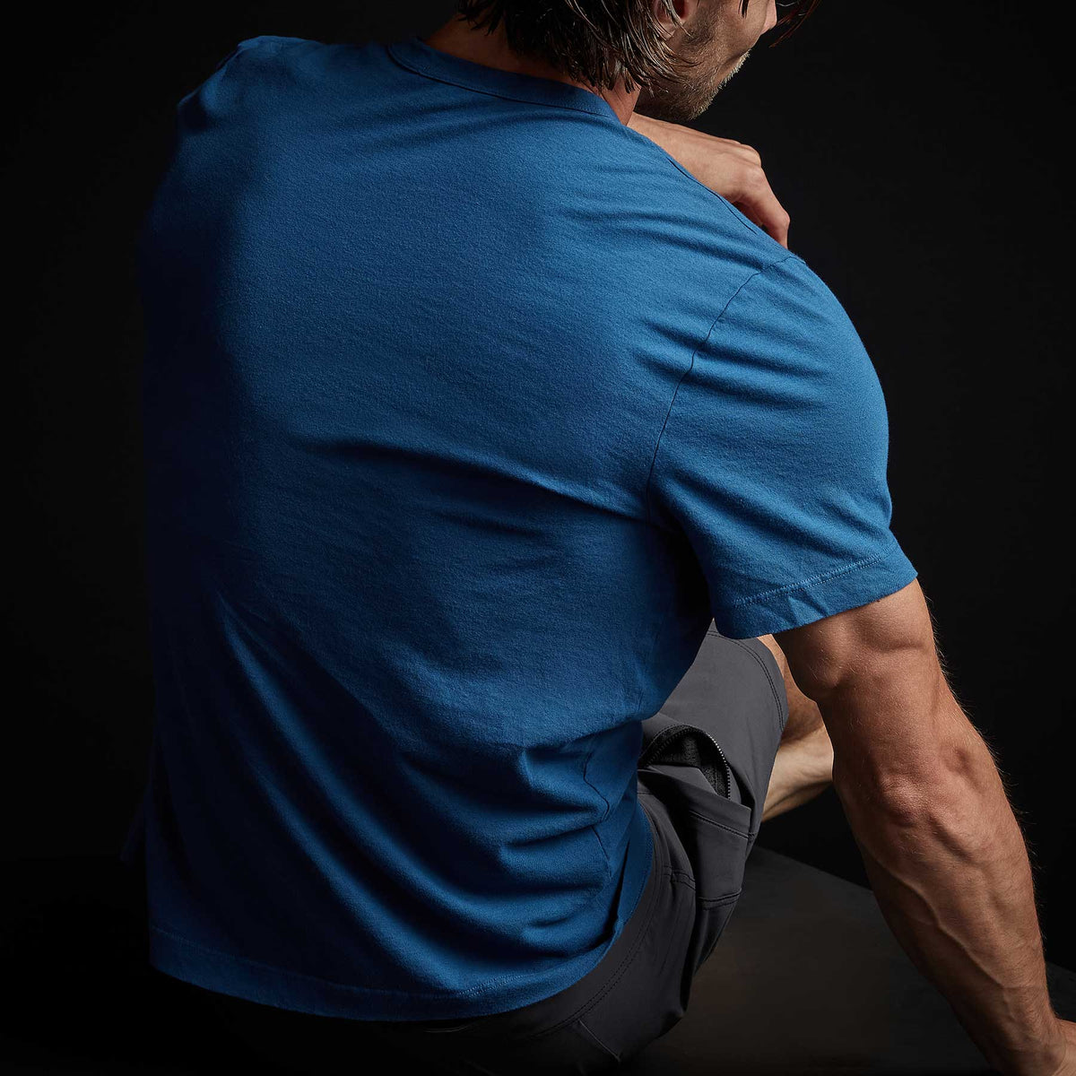 Y/OSEMITE Short Sleeve Crew Neck in Baltic Blue | James Perse Los Angeles