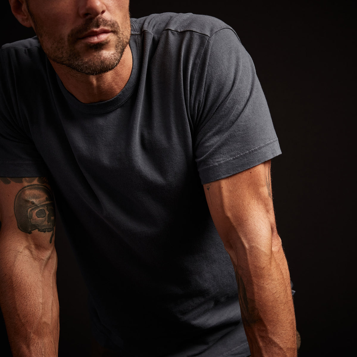 Short Sleeve Crew Neck in Maine Pigment | James Perse Los Angeles